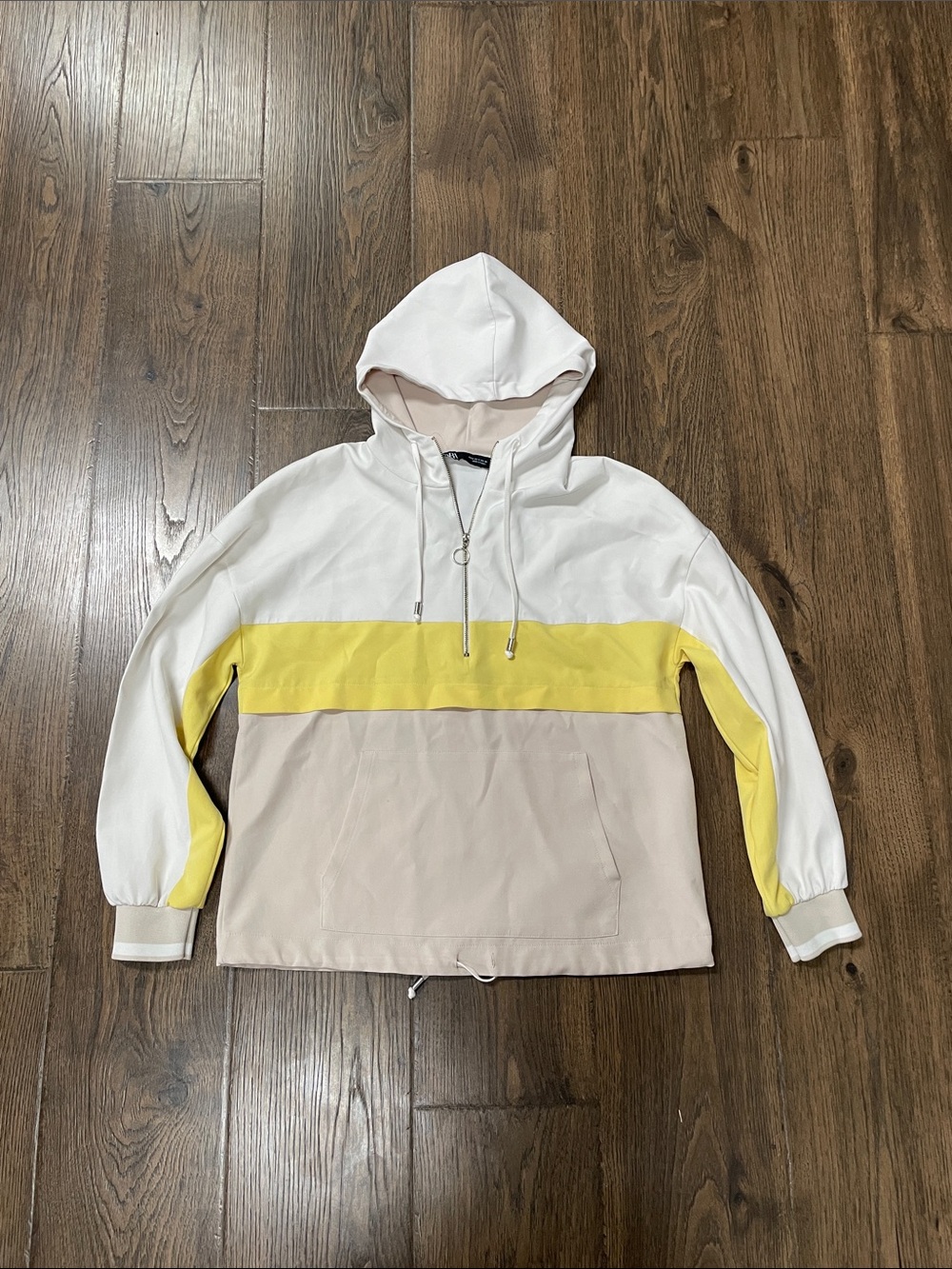 Zara Cream & White Zip-Front Hoodie